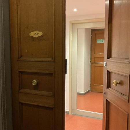 Apostoli IX Apartment Firenze Bagian luar foto